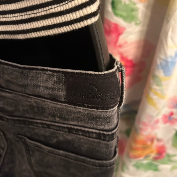 Vintage black denim Jordache Size 14( size 25 waste 26 inseam ) - Picture 5 of 7
